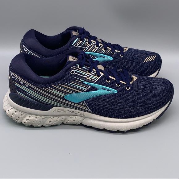 brooks adrenaline 9 wide